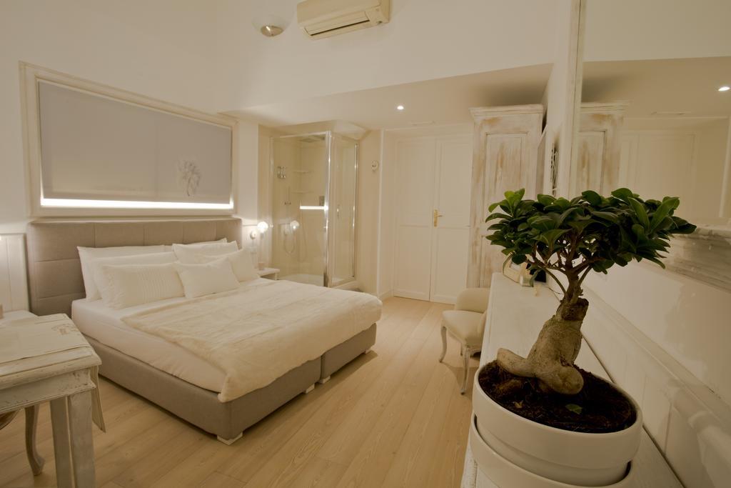 Primo Piano Suites Quarto foto